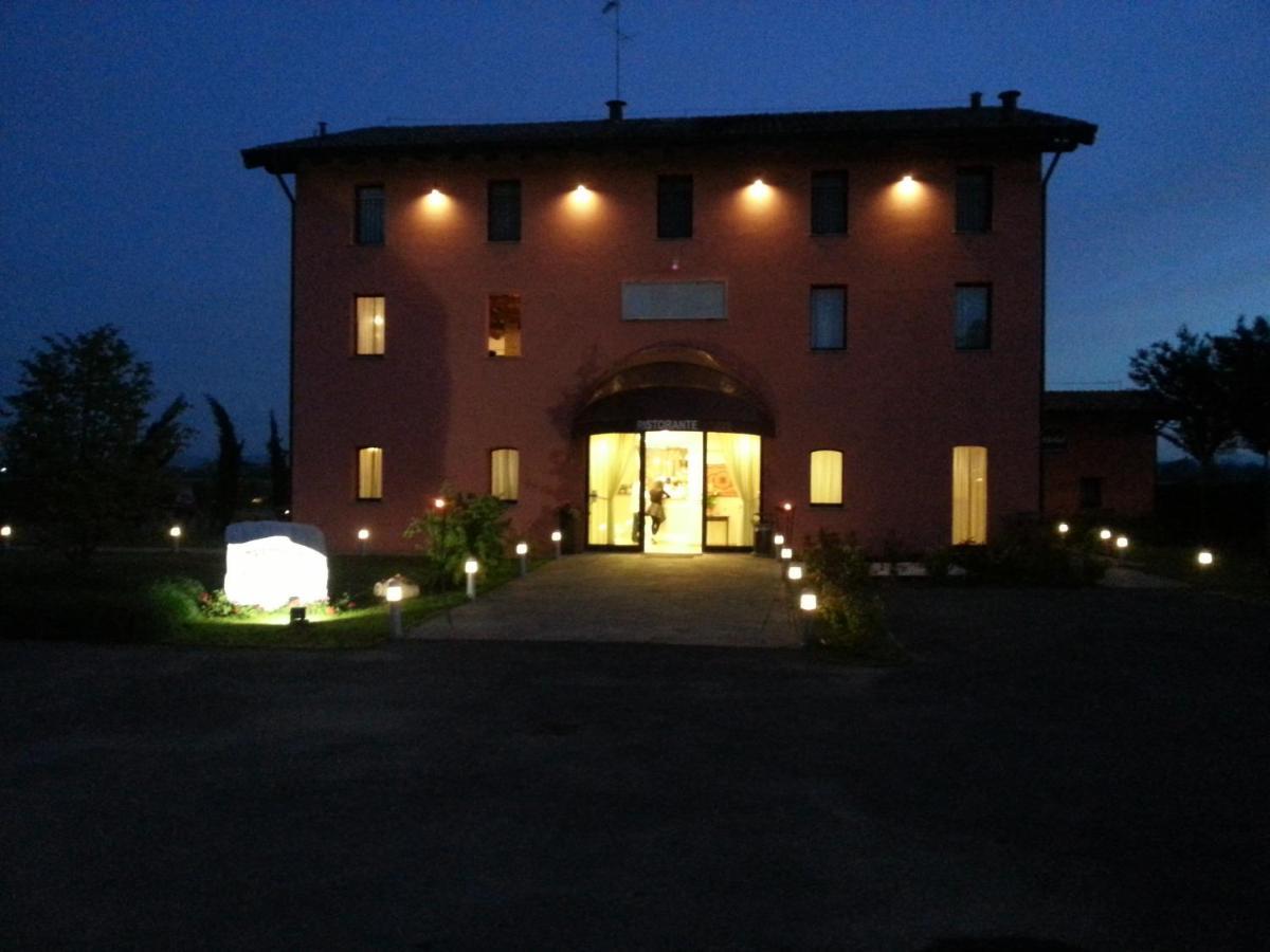 Hotel La Vecchia Reggio Reggio Emilia Dış mekan fotoğraf
