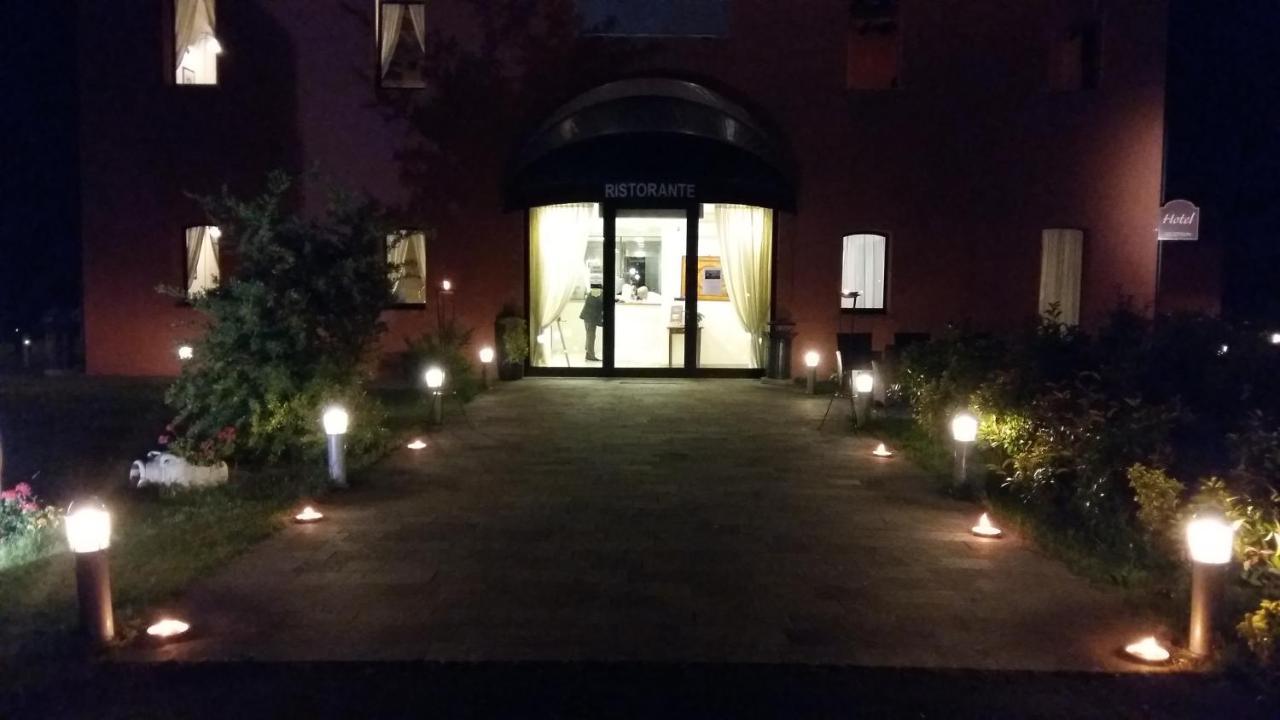 Hotel La Vecchia Reggio Reggio Emilia Dış mekan fotoğraf