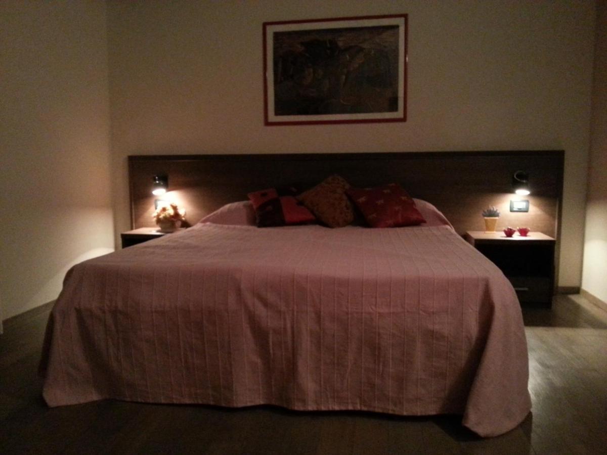 Hotel La Vecchia Reggio Reggio Emilia Oda fotoğraf