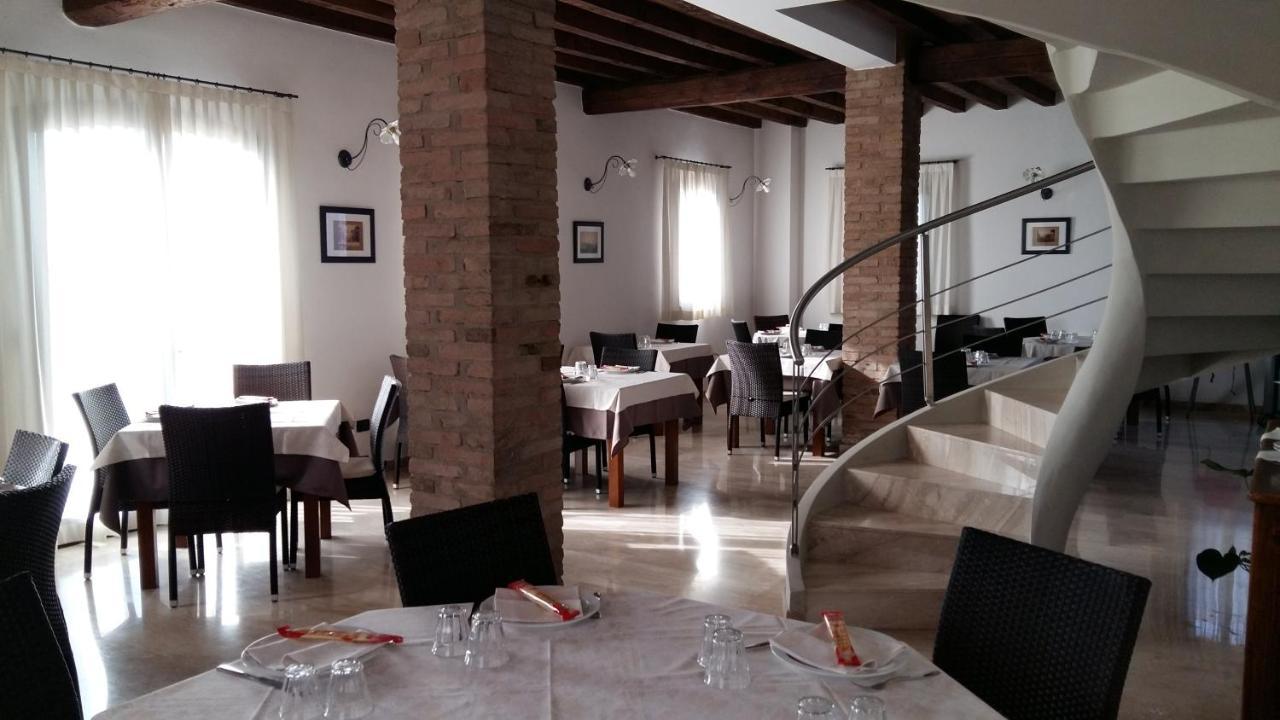 Hotel La Vecchia Reggio Reggio Emilia Dış mekan fotoğraf