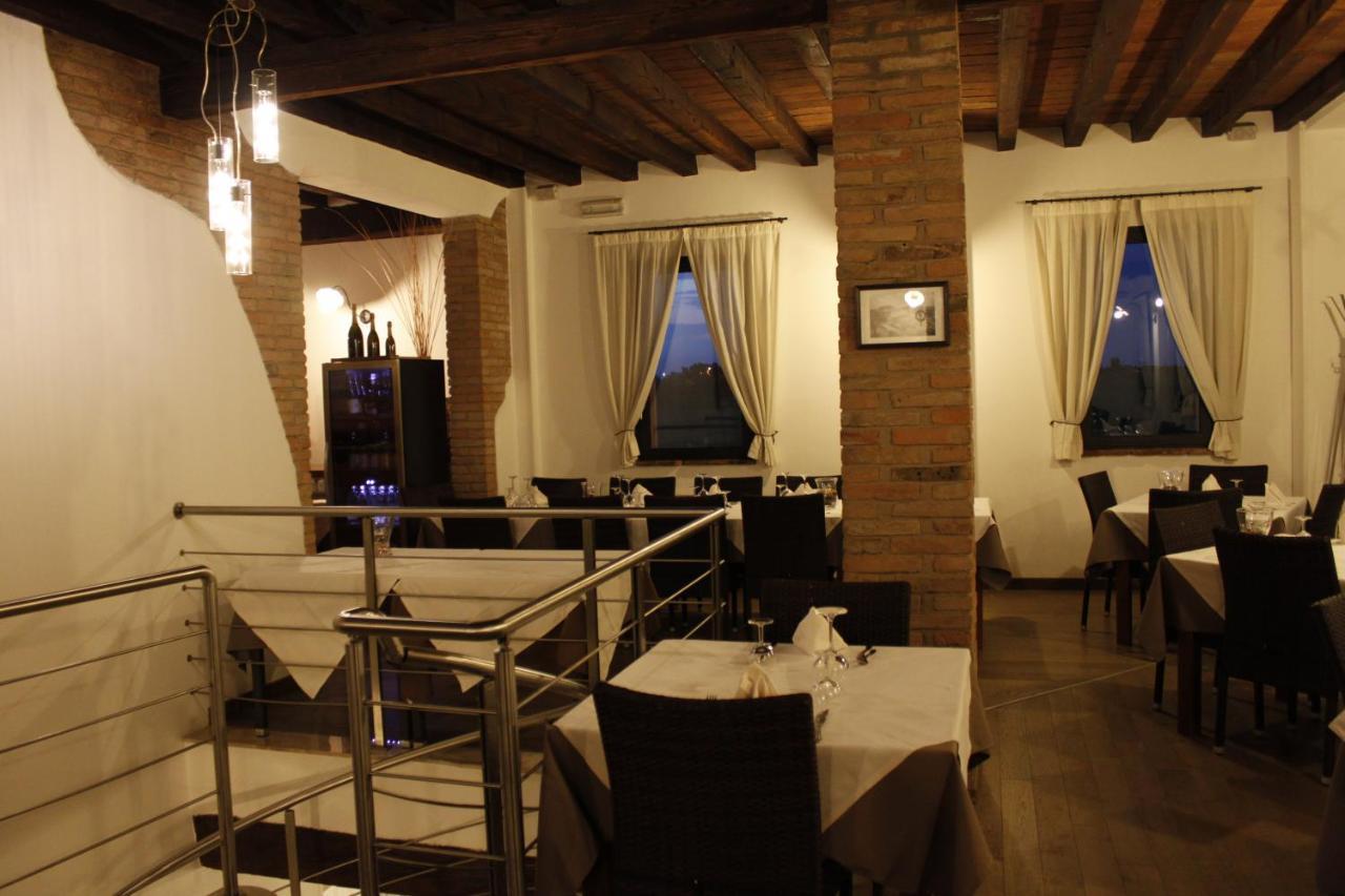 Hotel La Vecchia Reggio Reggio Emilia Dış mekan fotoğraf